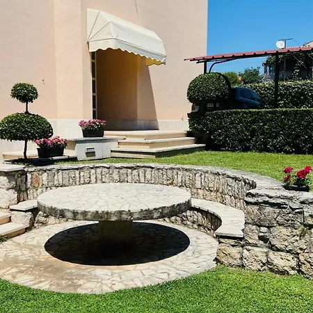 Apartments Monfiorenzo Rovinj Exterior photo