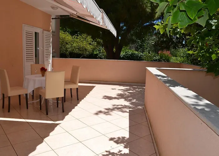 Apartments Monfiorenzo