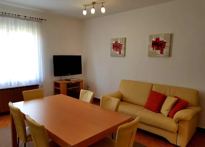 Apartments Monfiorenzo